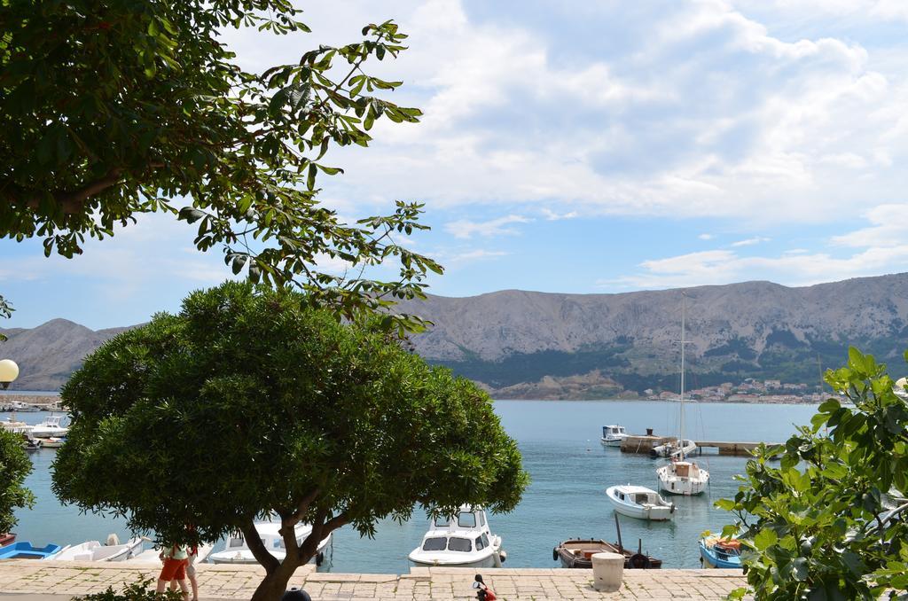 Apartments Lora Baška Eksteriør bilde
